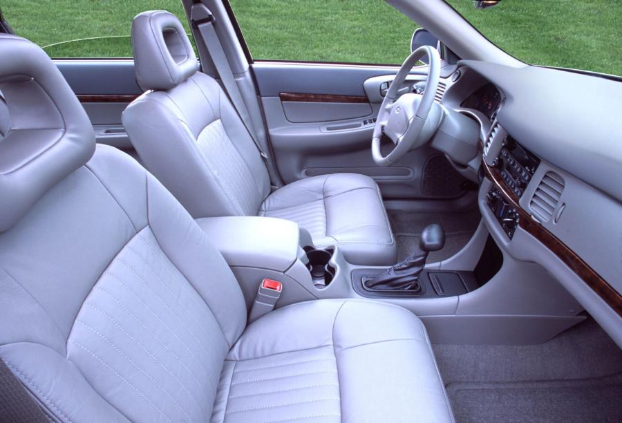  Chevrolet Impala 2000 года  (фото 19 из 51)